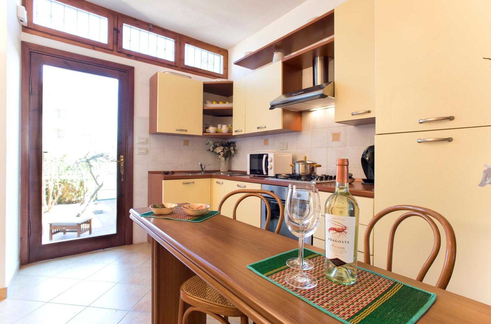 Pm 74 Viale Europa Guest House Alguer Exterior foto